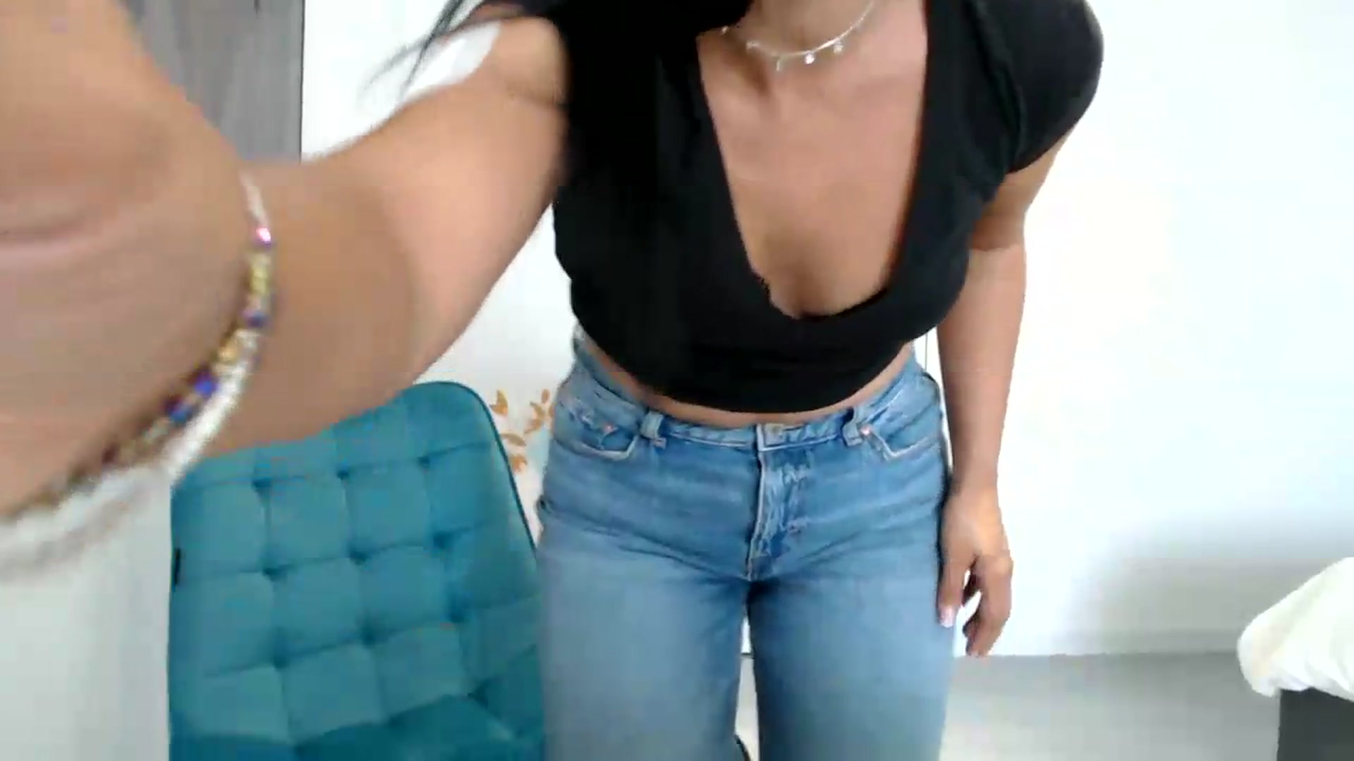 ReyInna video thumbnail