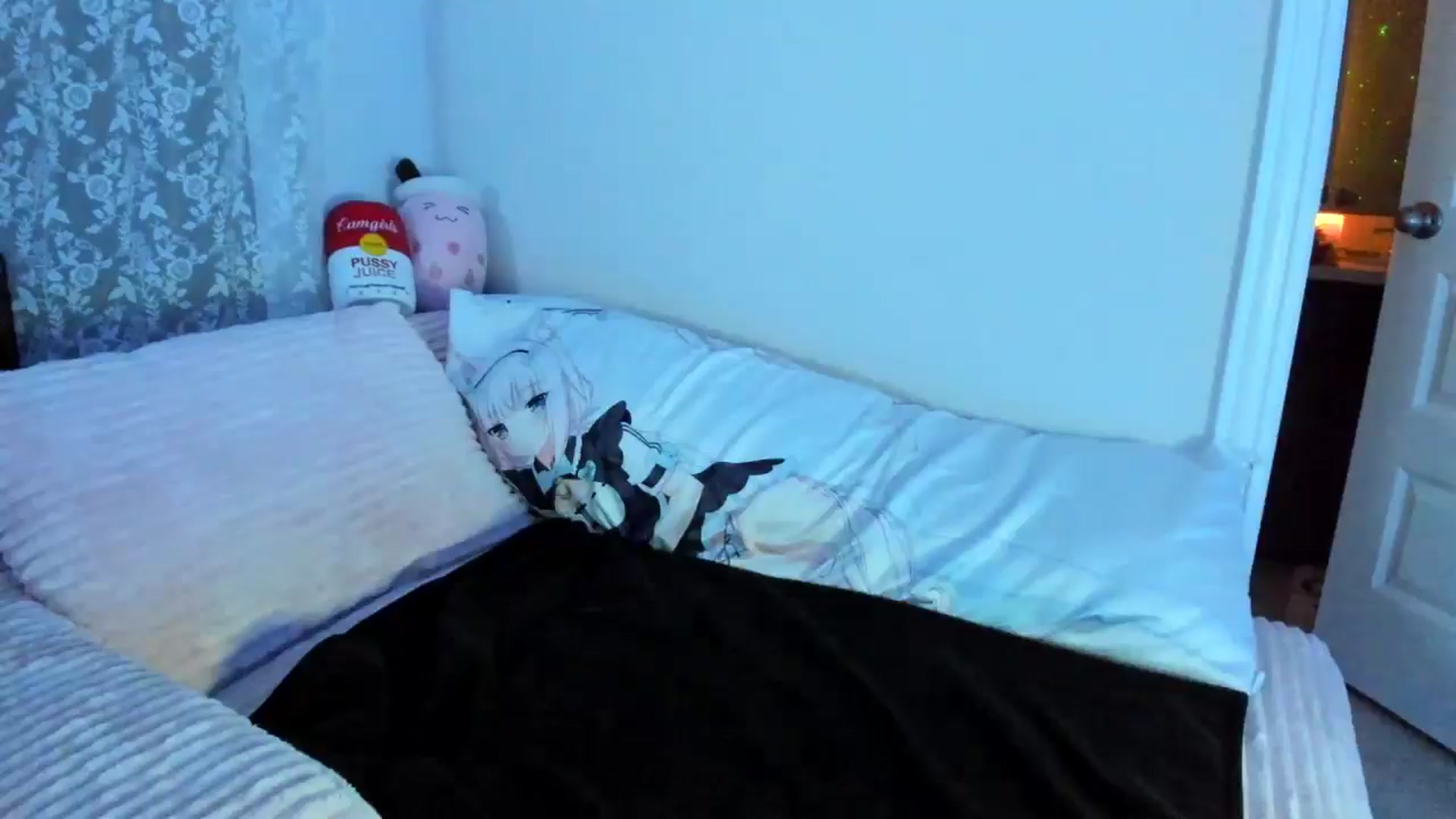 dolllface video thumbnail