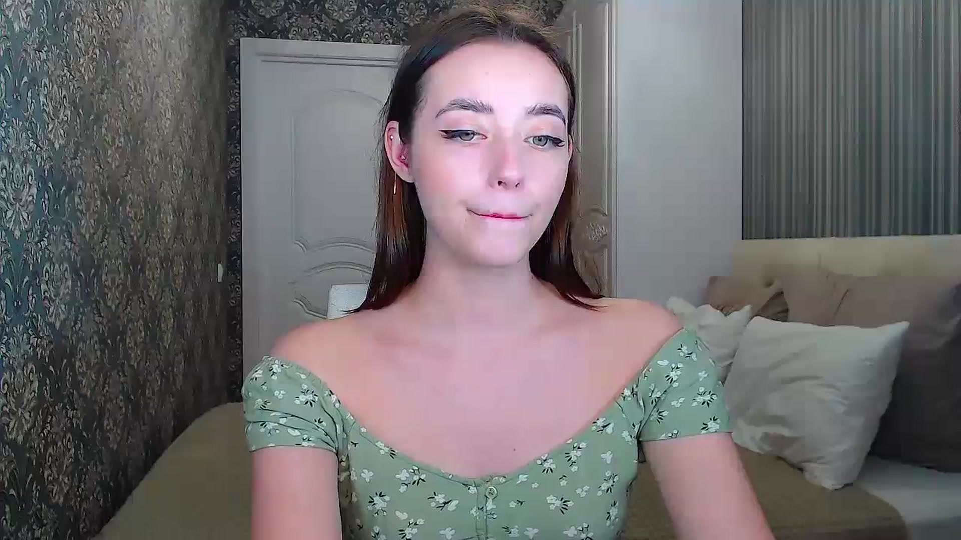 EmeraldLilyyy video thumbnail