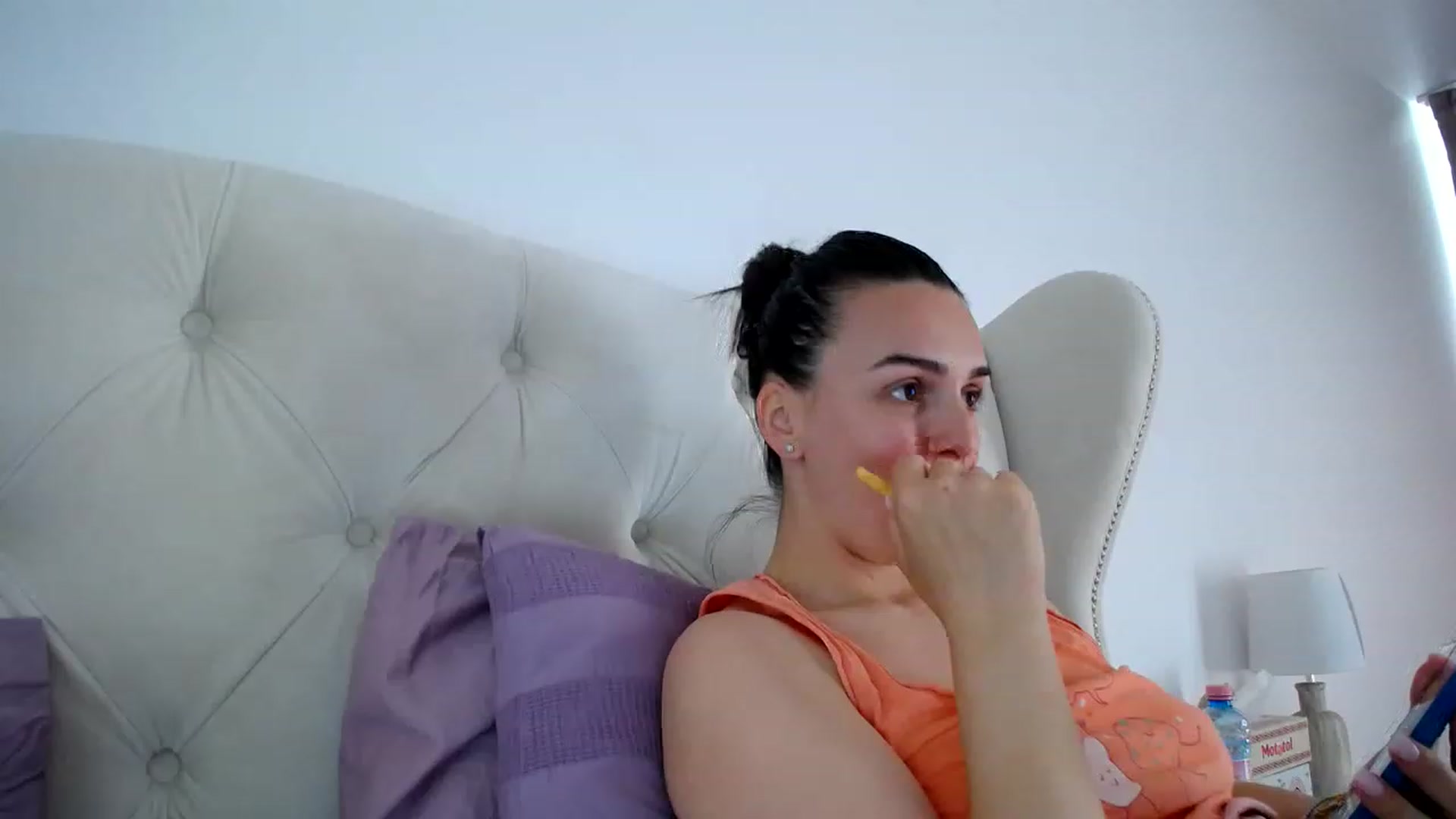 L_A_U video thumbnail