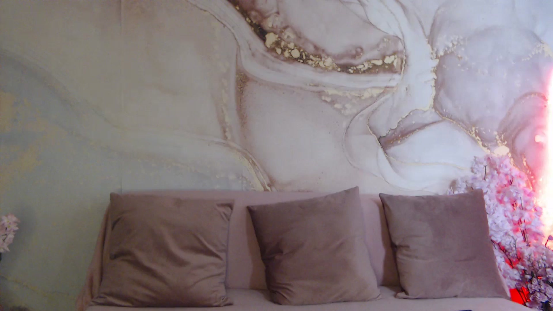 HotCallia video thumbnail