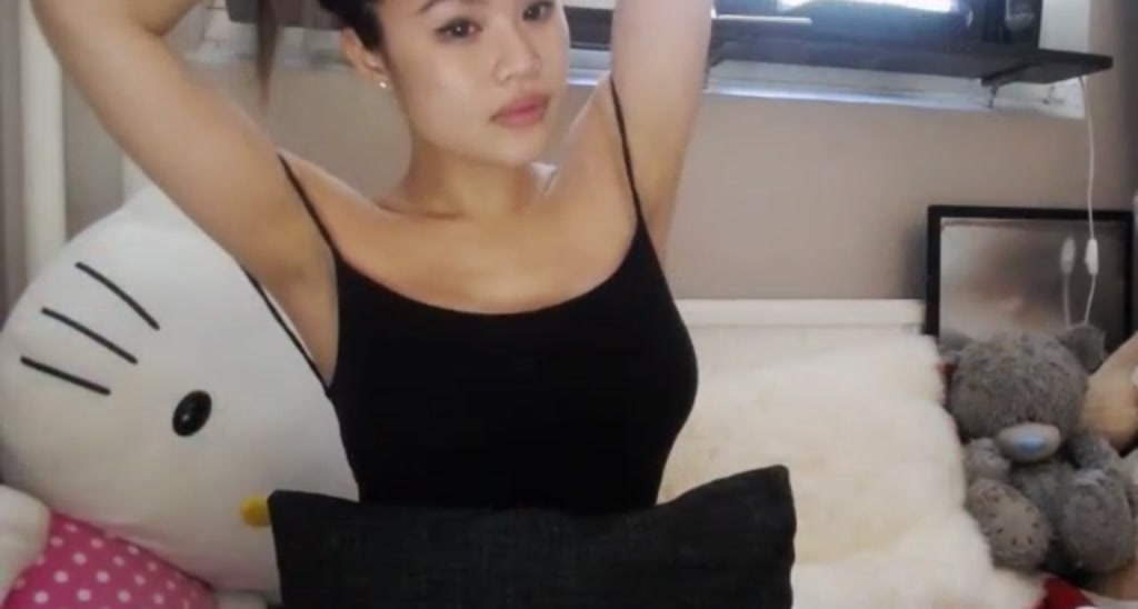 Sunhiee video thumbnail