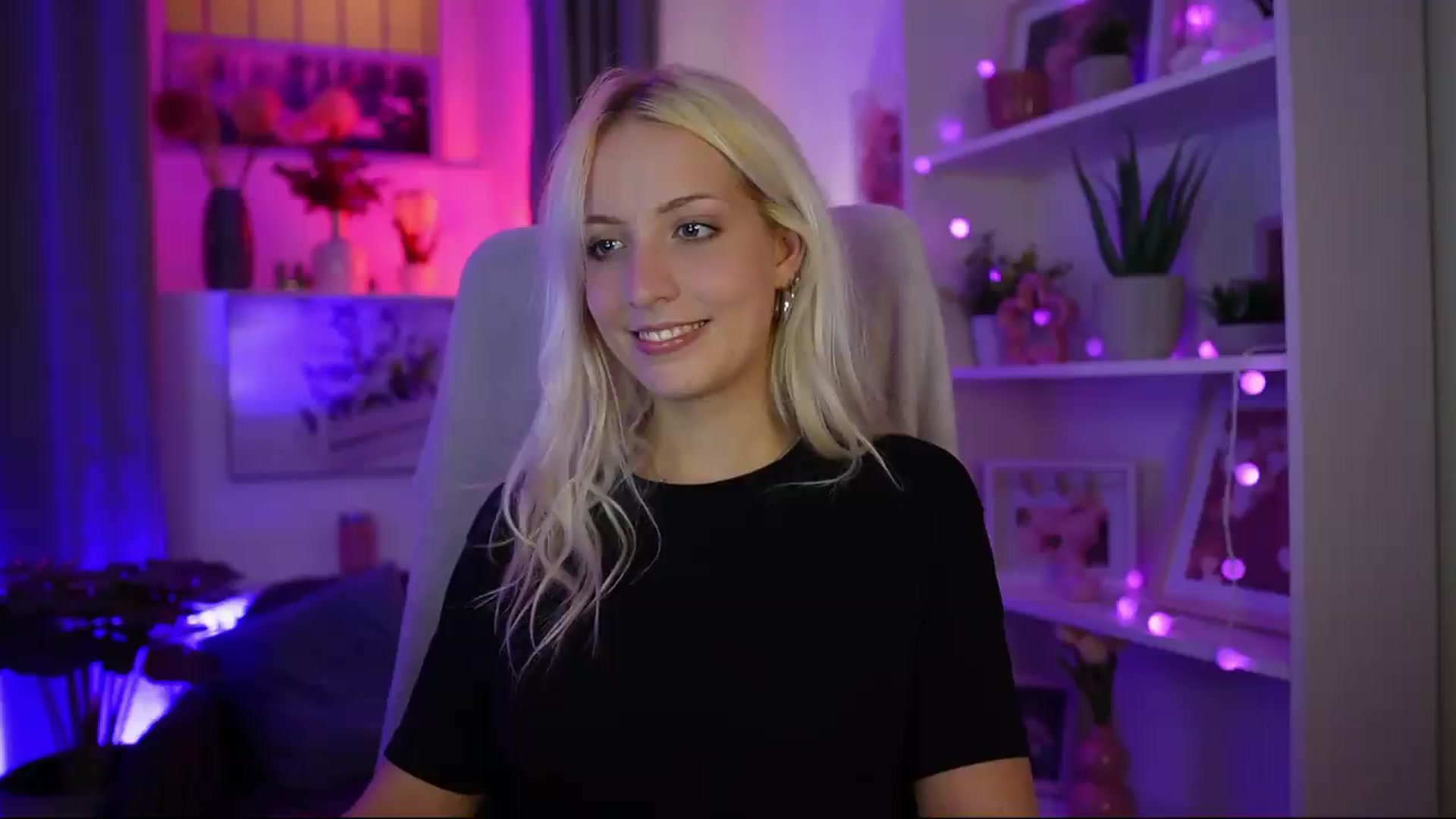Lucy_Cutie video thumbnail