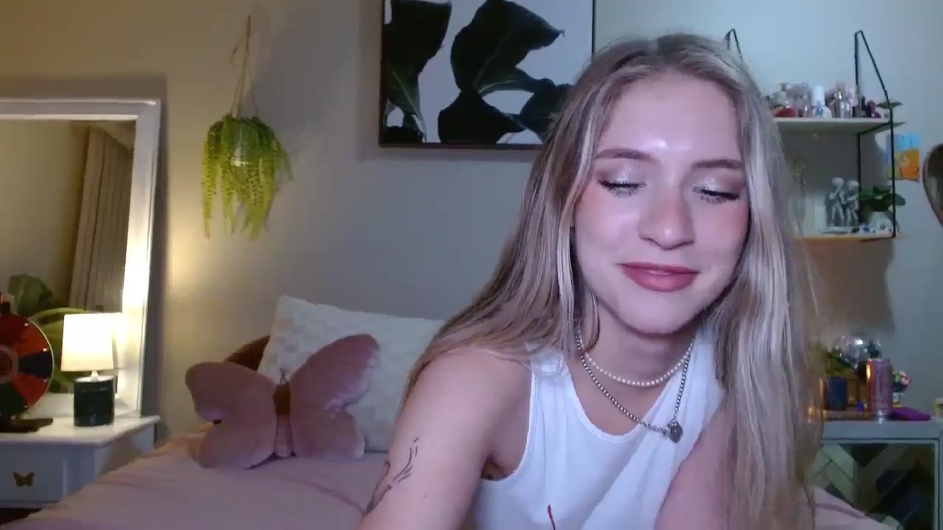 Em_babyxx video thumbnail