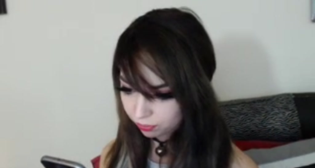 Niennavie video thumbnail