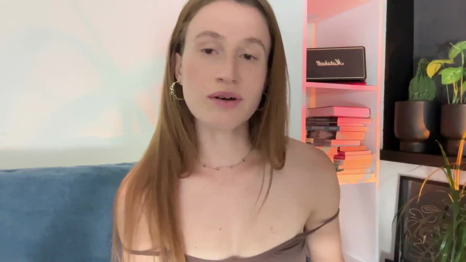 LovelyBvnny video thumbnail