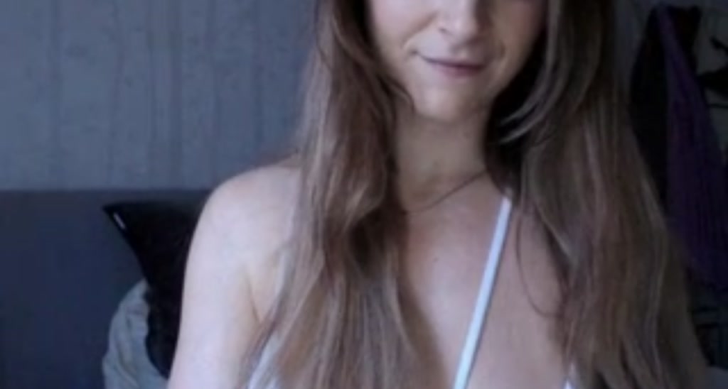 Sarah_Louise_ video thumbnail