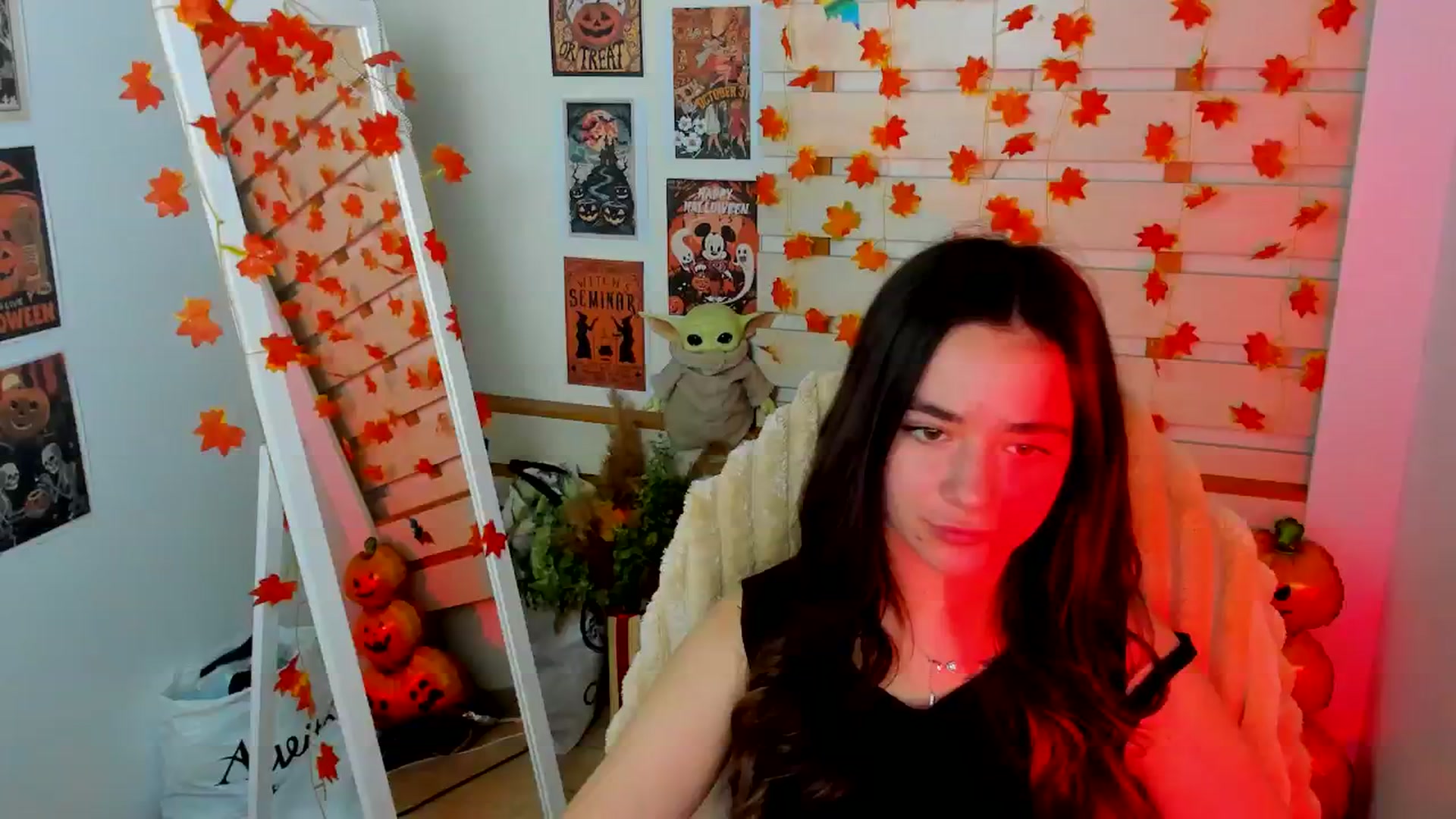 KiraLove video thumbnail