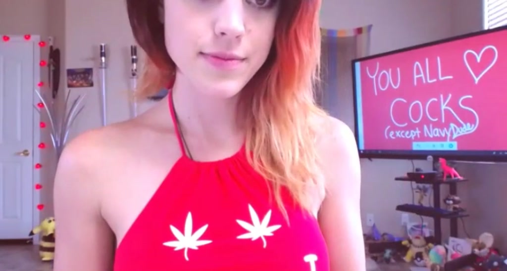 MissMolly video thumbnail