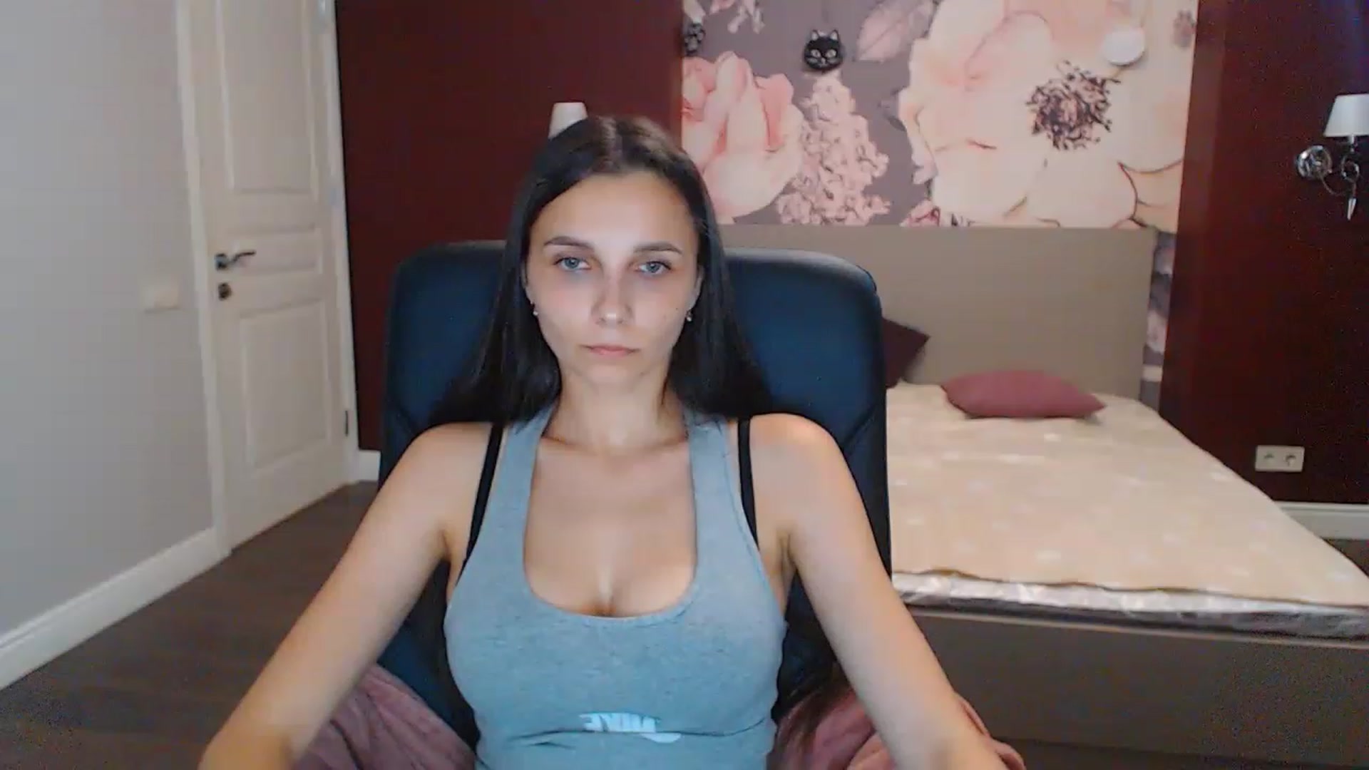 Karina_Mils video thumbnail