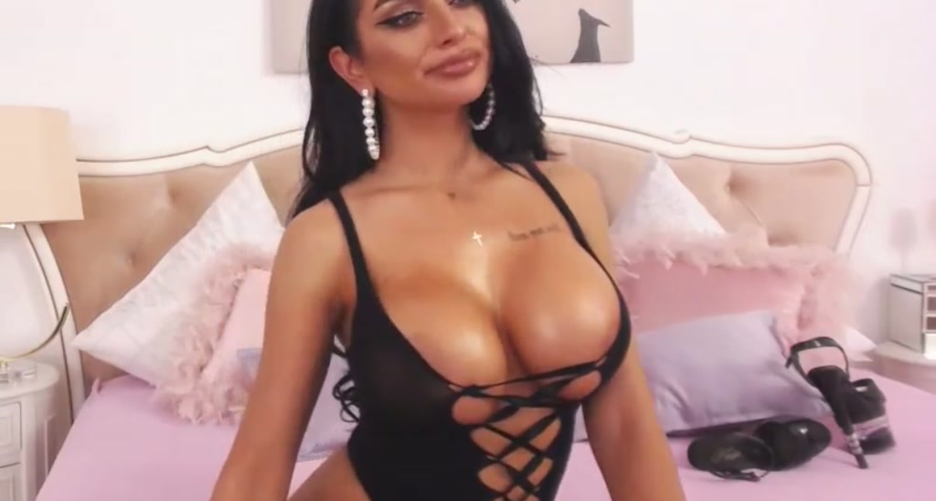 Nicolebellaa video thumbnail