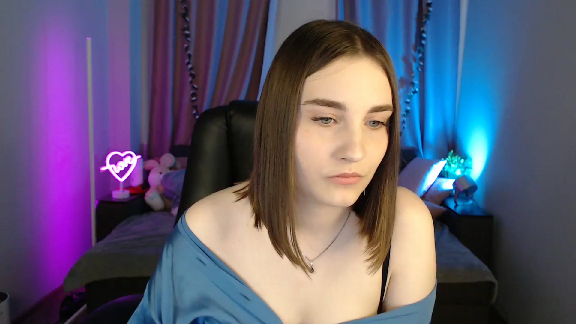 LaneyGrey video thumbnail