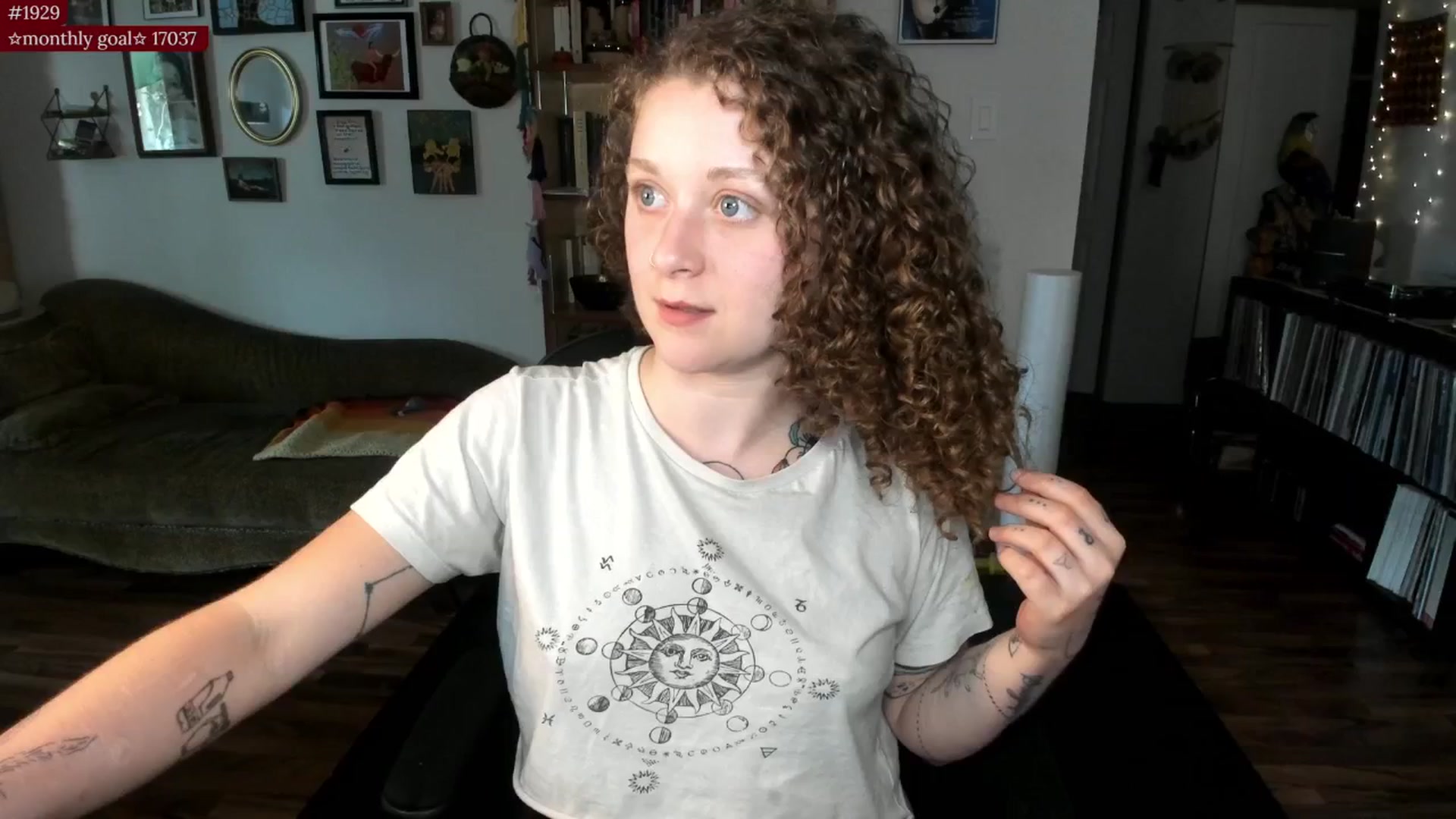 PeachyQueen_ video thumbnail