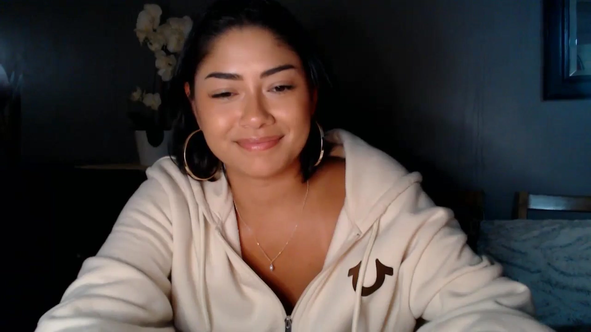 YourGoddessLu video thumbnail