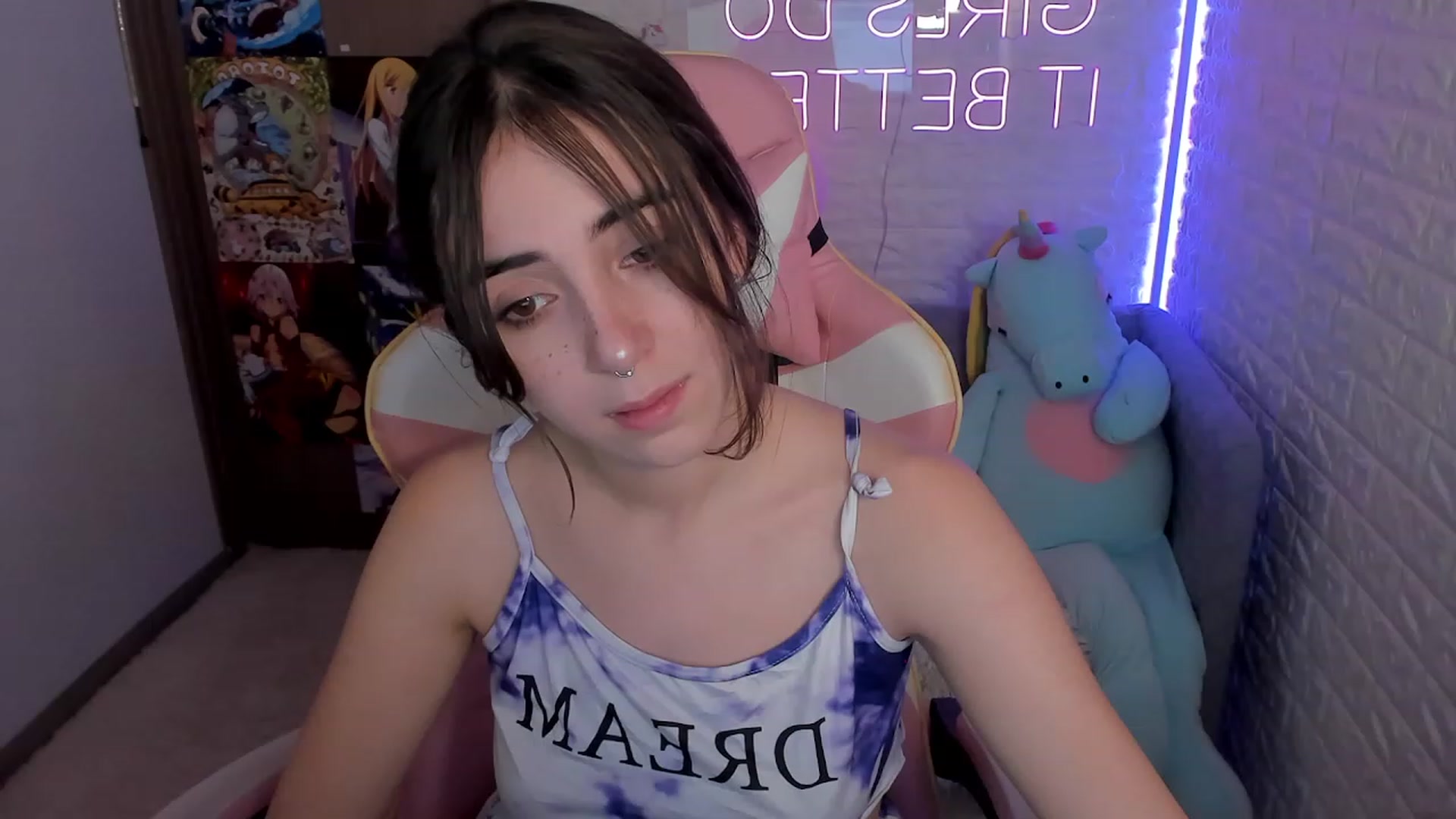 ElsaYoung video thumbnail