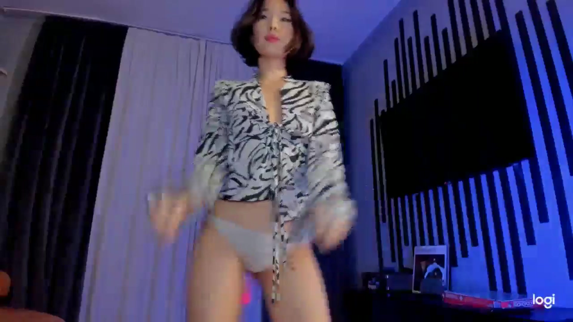 LindaMei video thumbnail