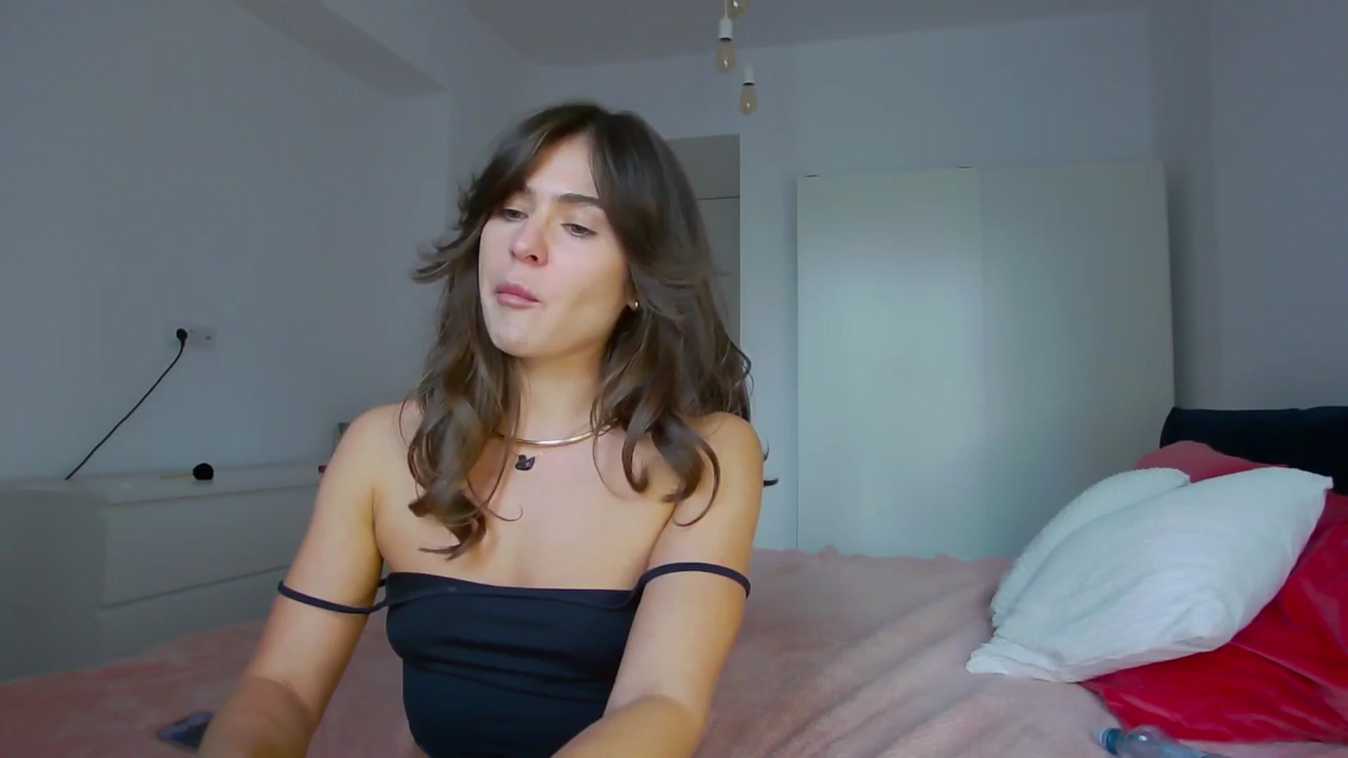 NaiaaBee video thumbnail