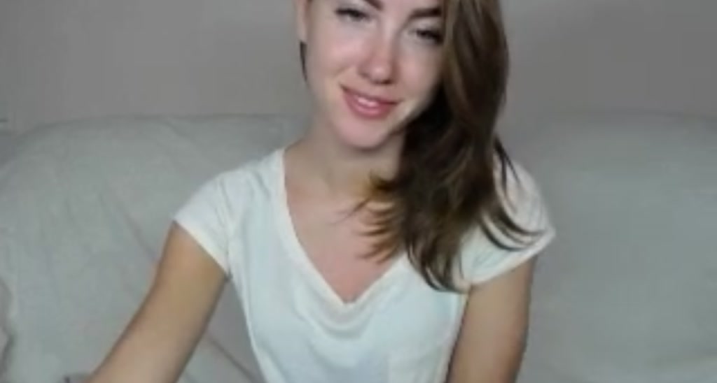 Ellie_18_ video thumbnail