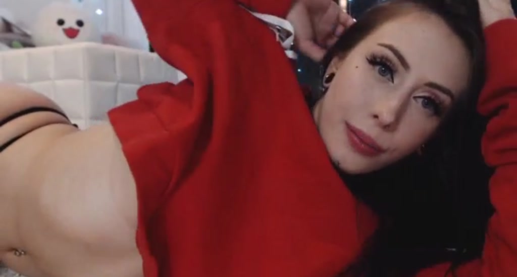 EliseLaurenne video thumbnail