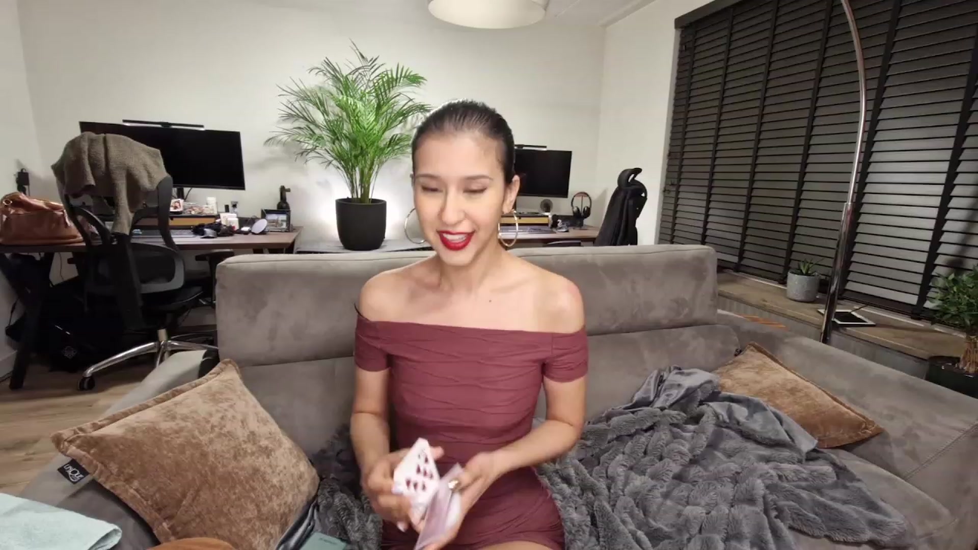 MissFine video thumbnail