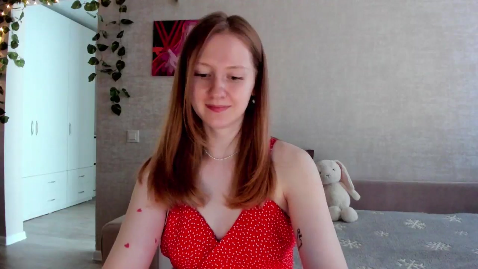 girlyAlicey video thumbnail