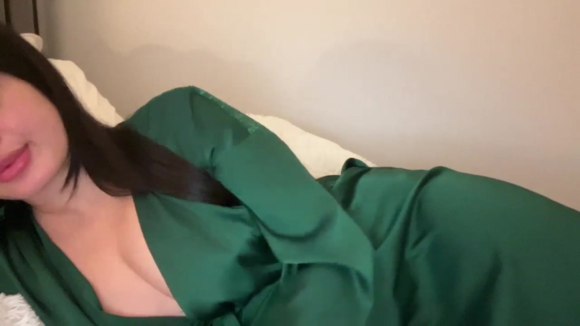 MsAkira video thumbnail