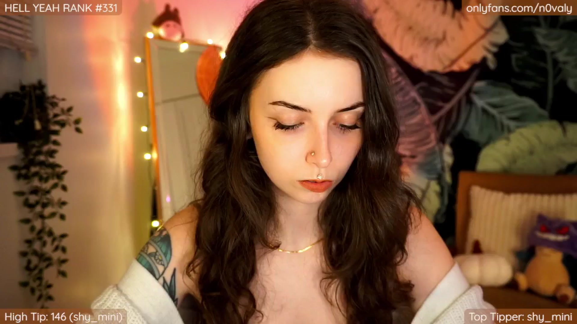 N0valy video thumbnail