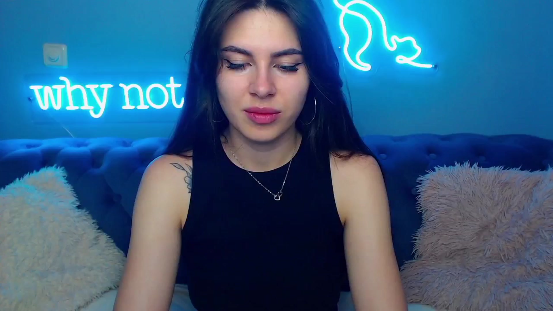 ViolinaLove video thumbnail