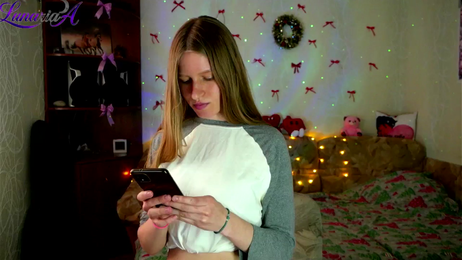 Lunaria_a video thumbnail