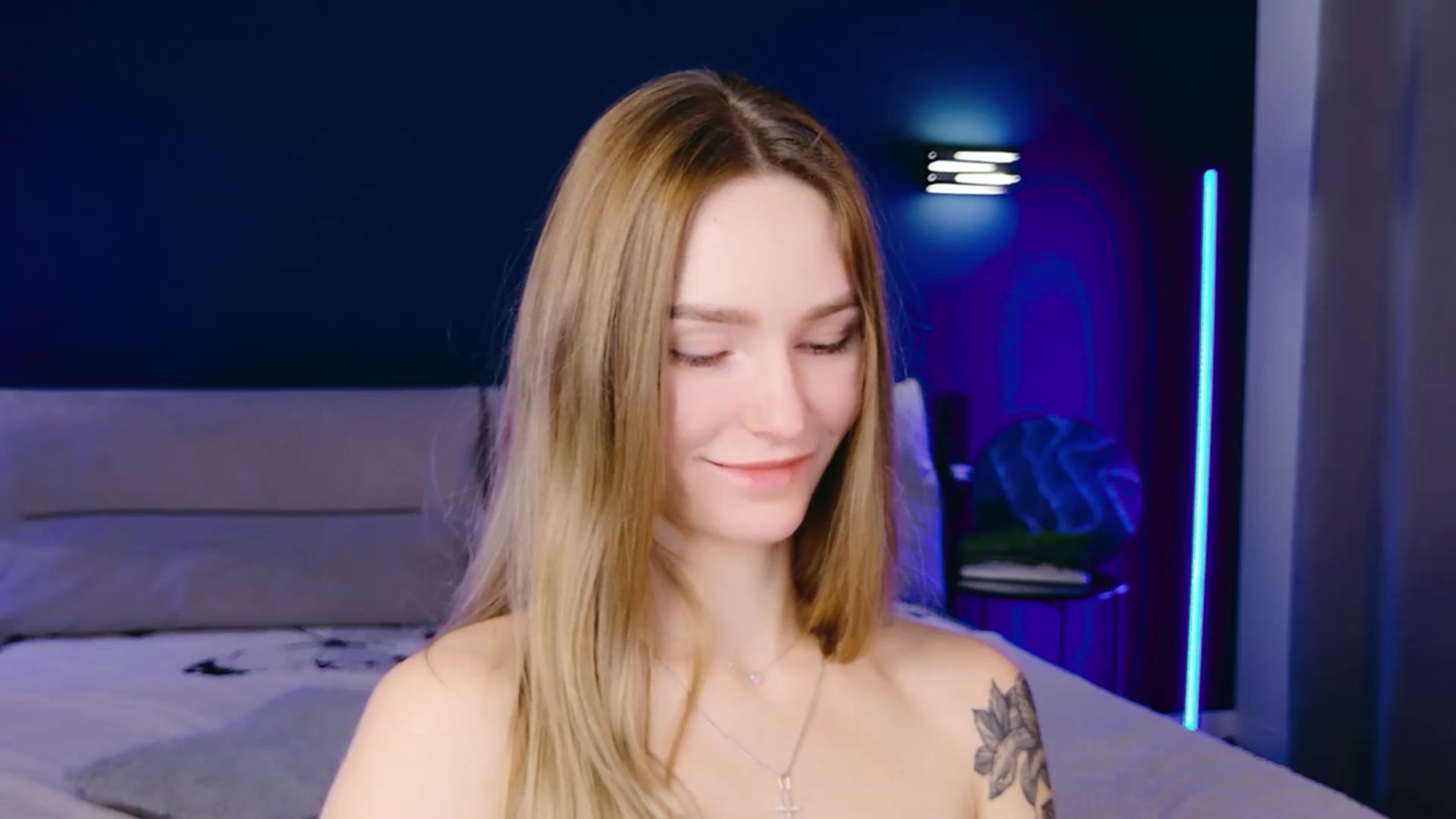 Miliain video thumbnail