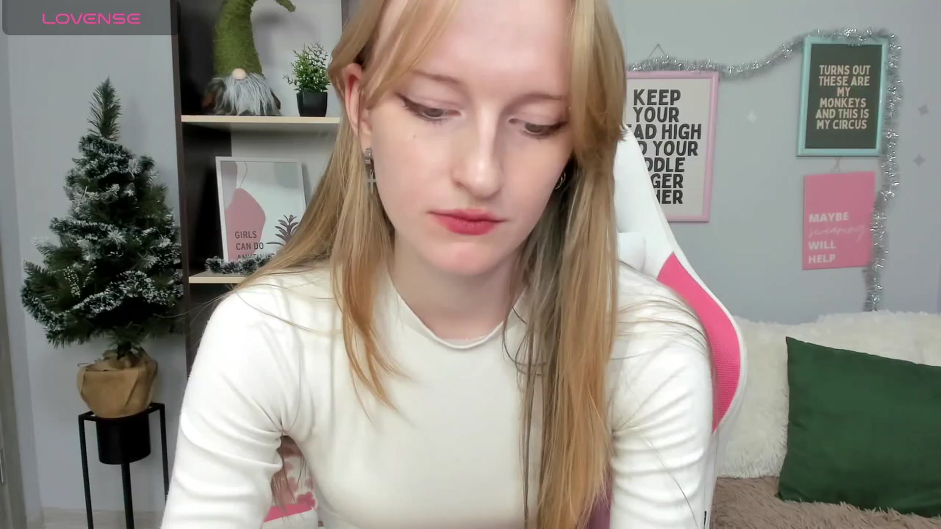 Cinnabonnn video thumbnail