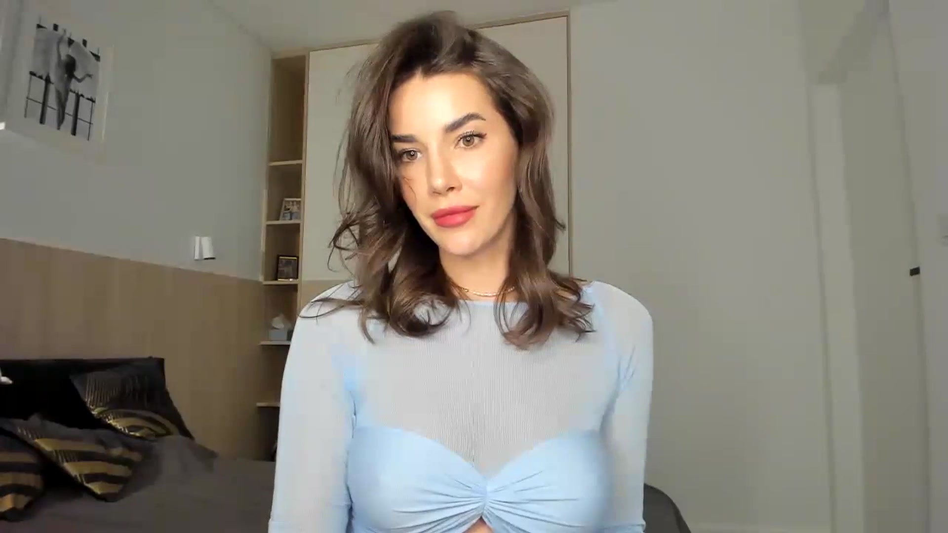 EliinaGreen video thumbnail