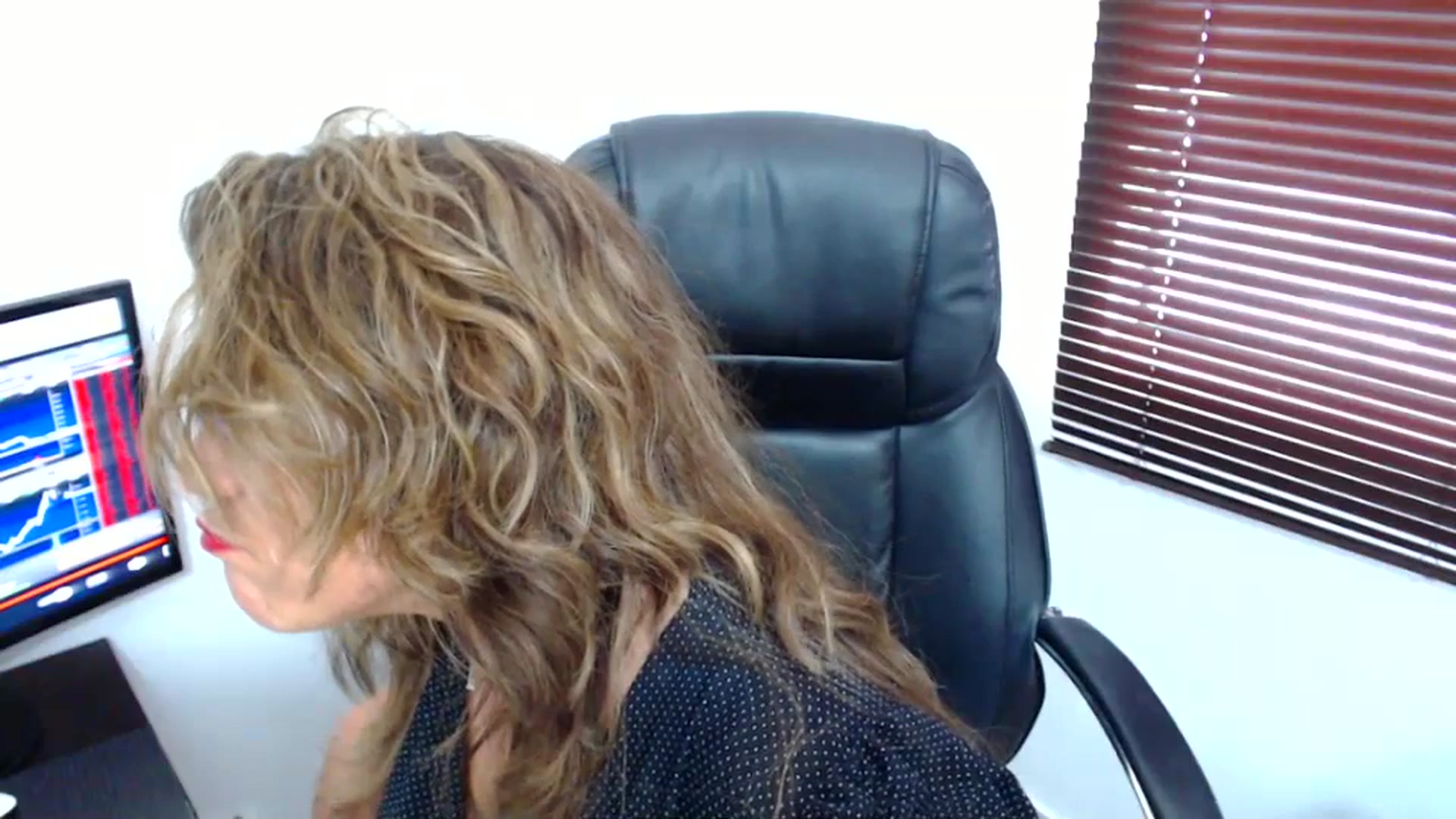 office_secret video thumbnail