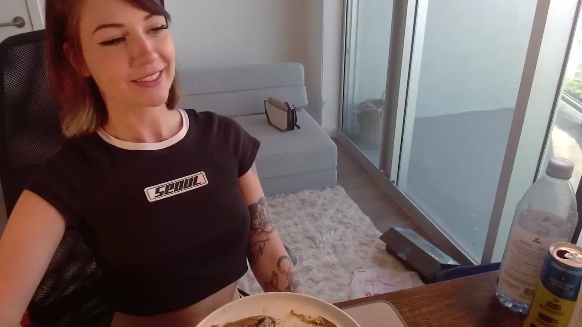 cuteholly video thumbnail