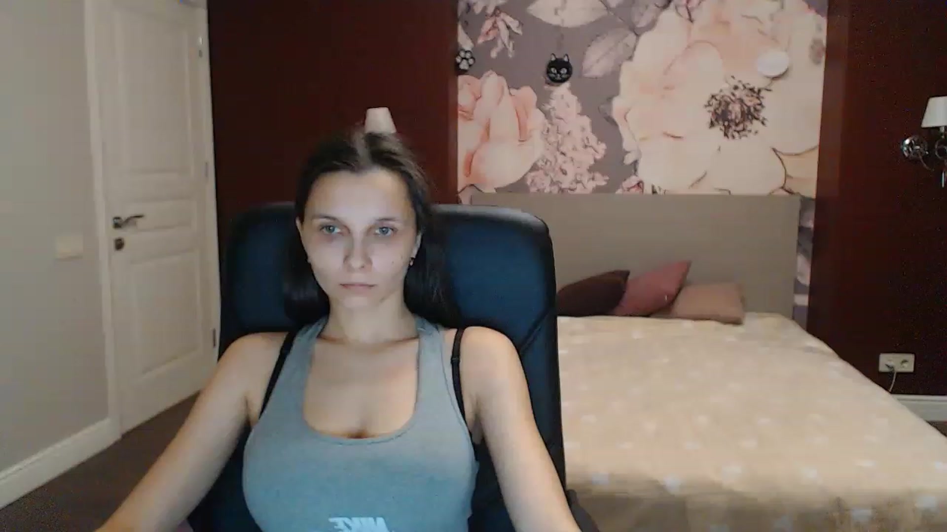 Karina_Mils video thumbnail
