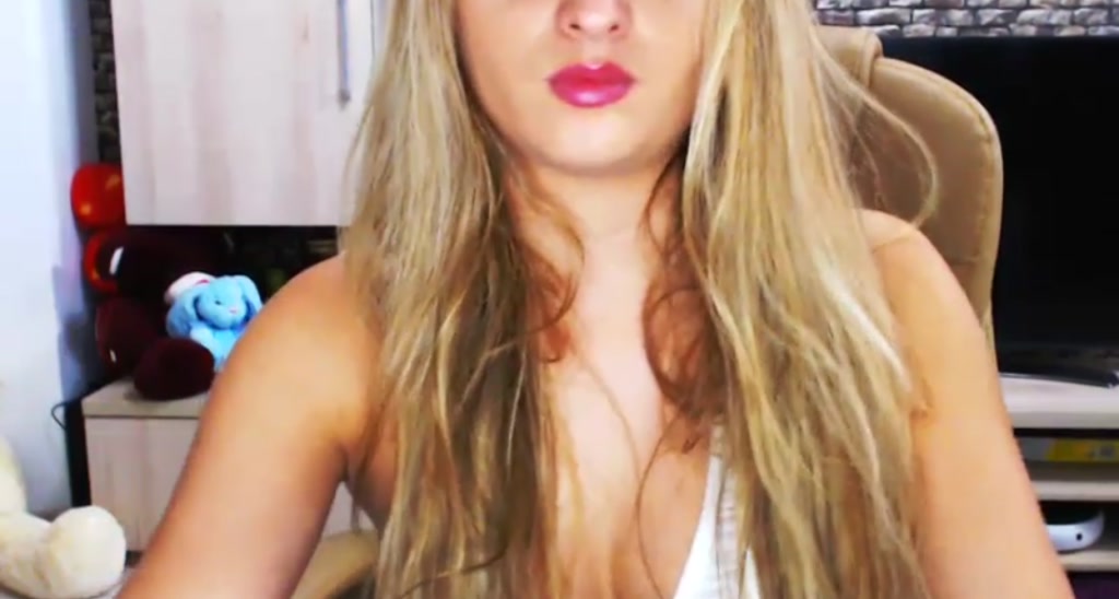 Moni_K video thumbnail