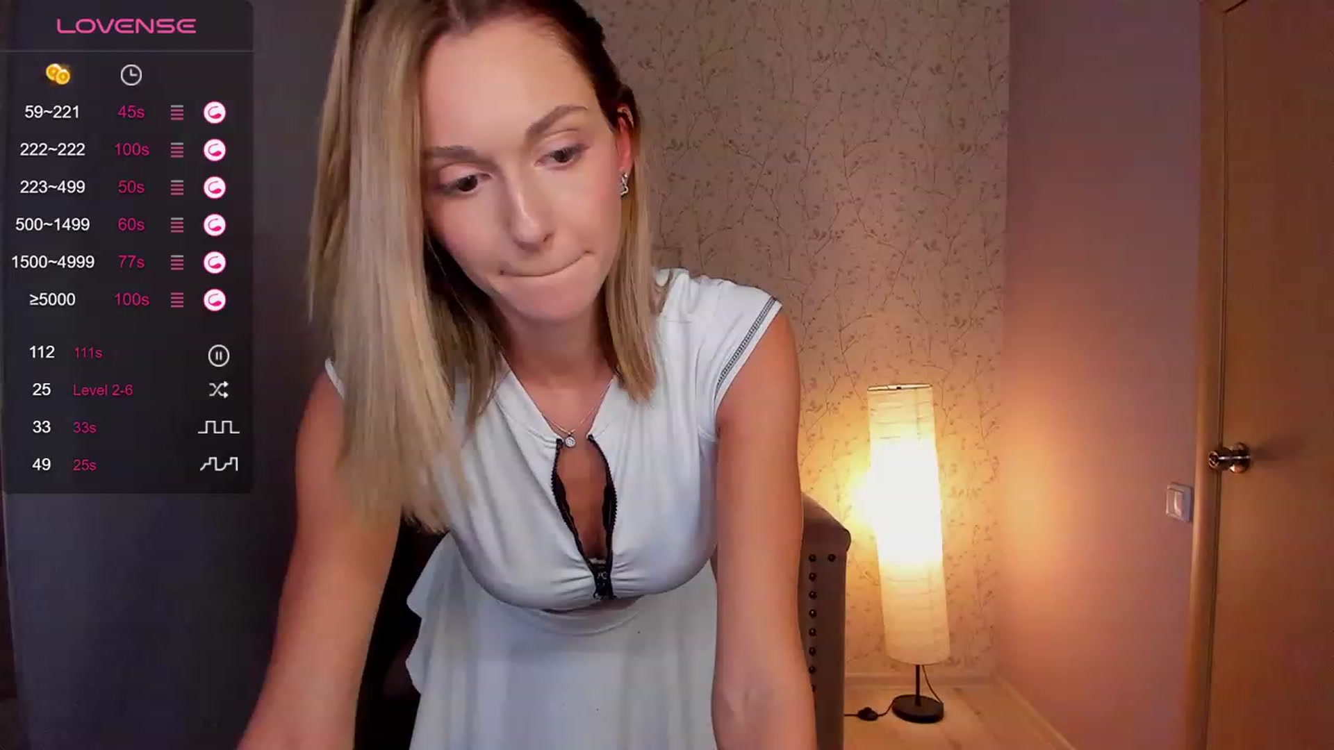 UniiqueMilana video thumbnail