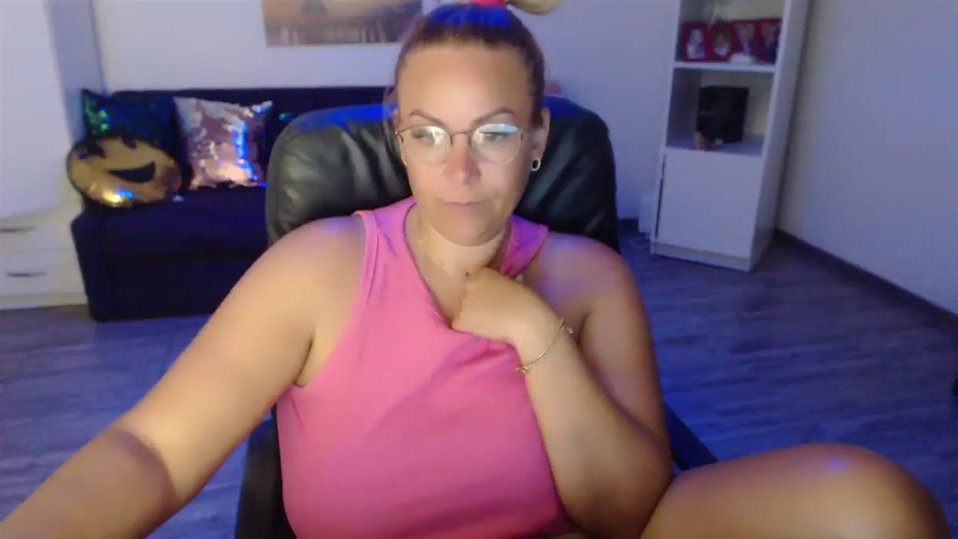 A_baby_Boo video thumbnail