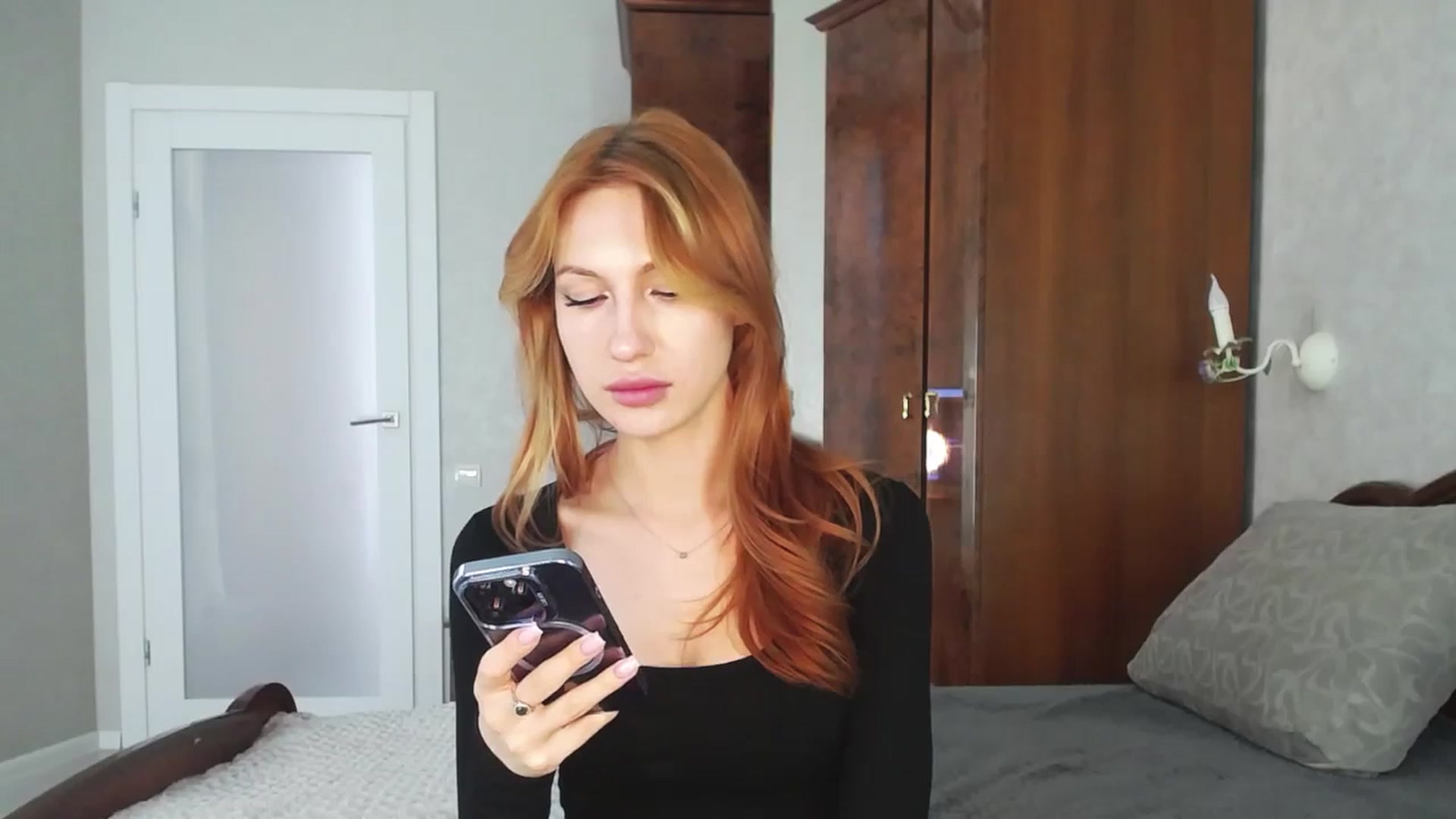 LovelyGin video thumbnail