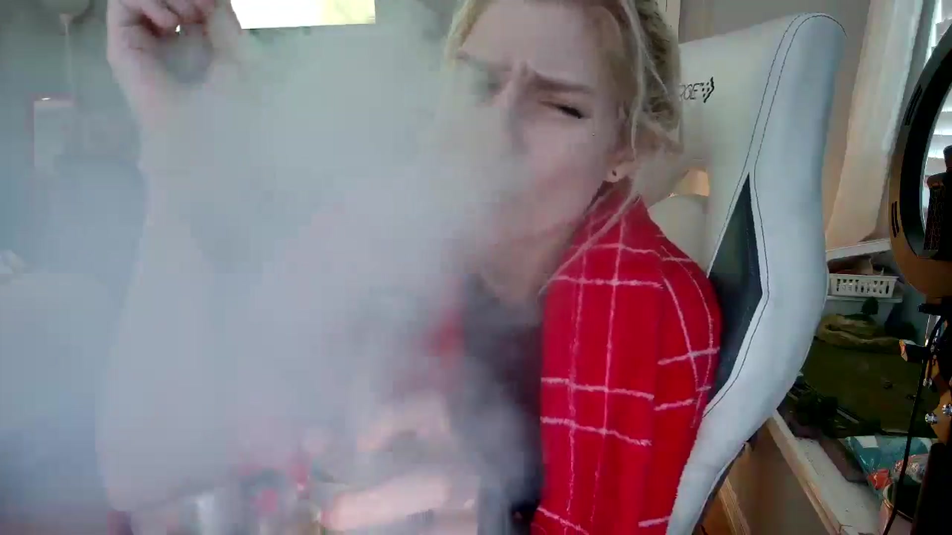 DuckChan0 video thumbnail