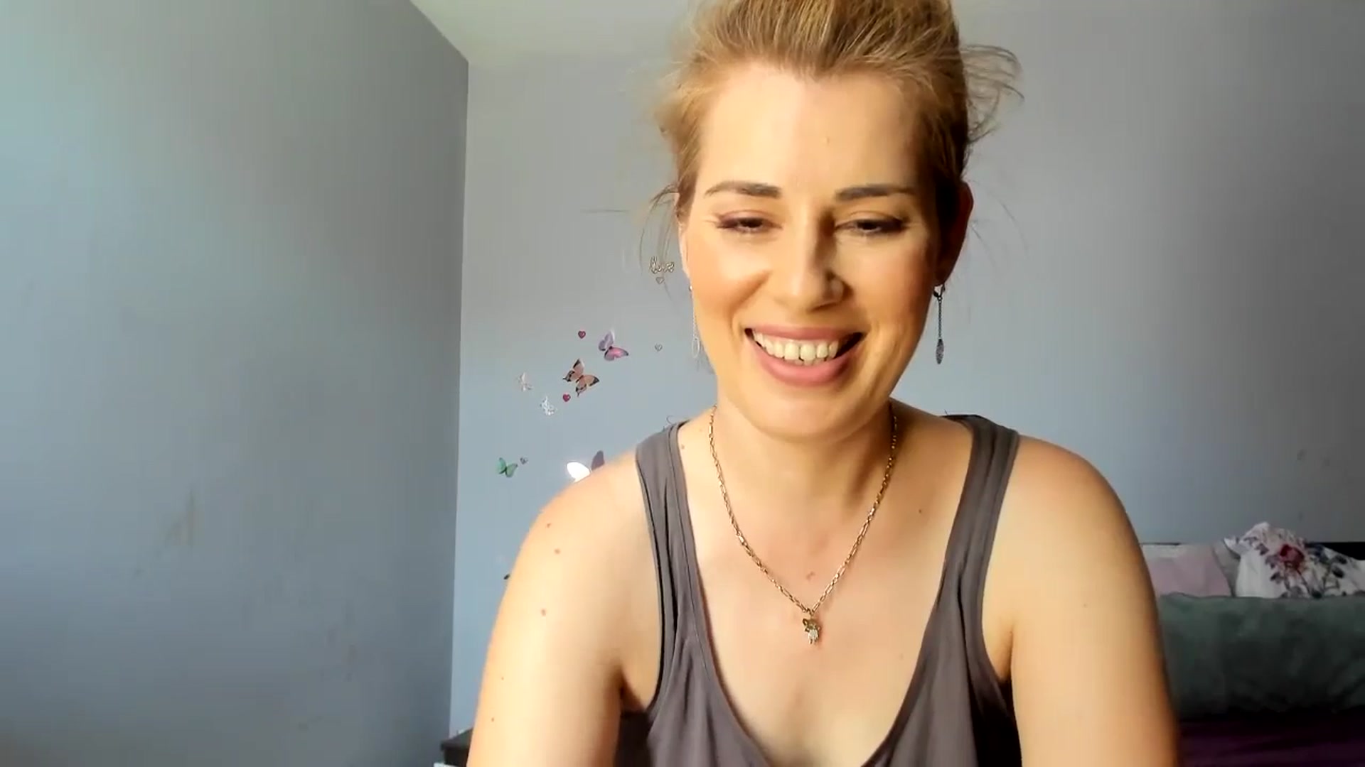 PrettyWomen31 video thumbnail