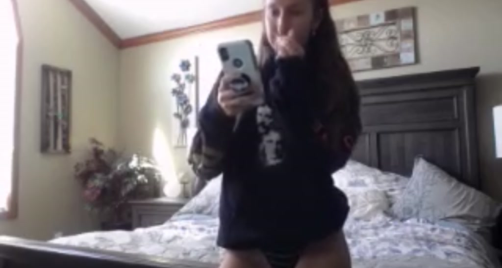 Devyn_Lee video thumbnail