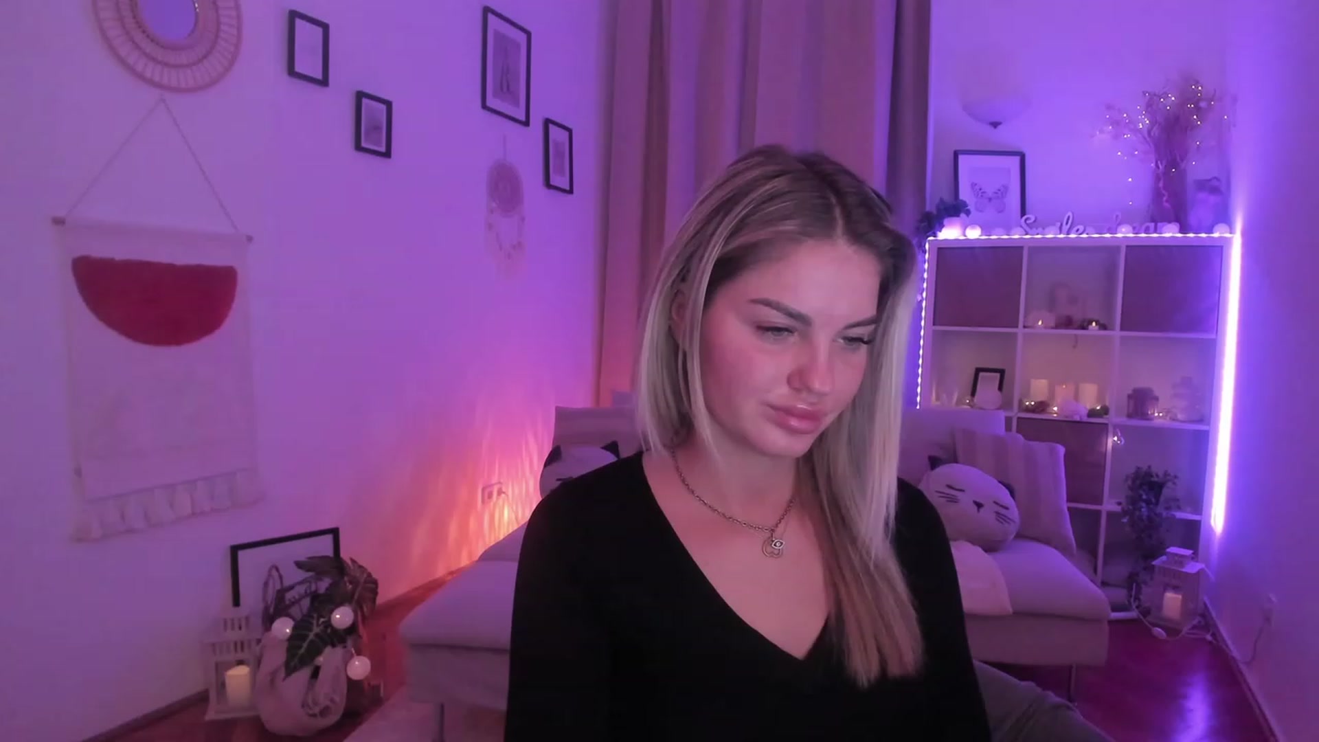 NiaBlondie video thumbnail