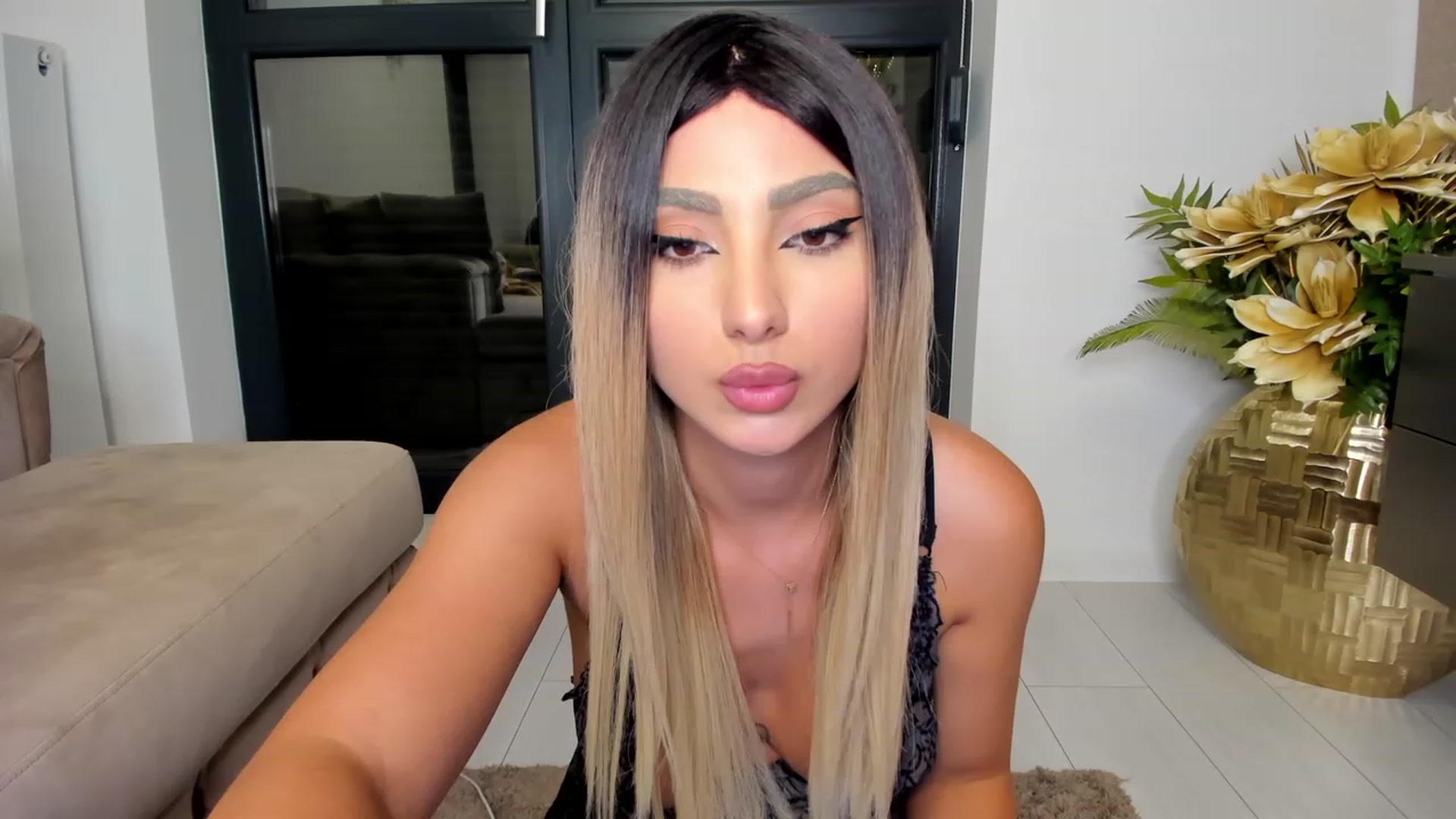 HONEY_A video thumbnail