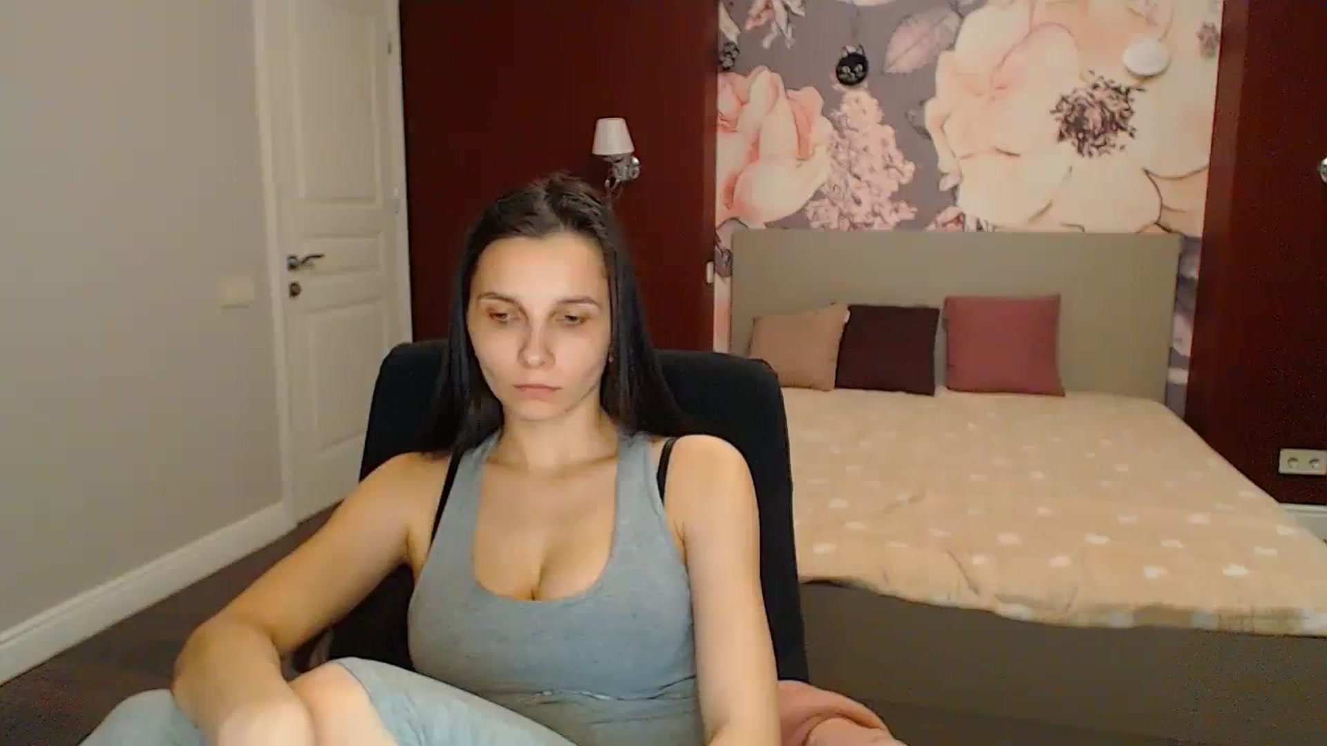 Karina_Mils video thumbnail