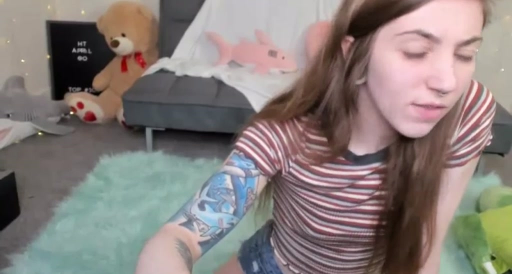 TheSharkQueen video thumbnail