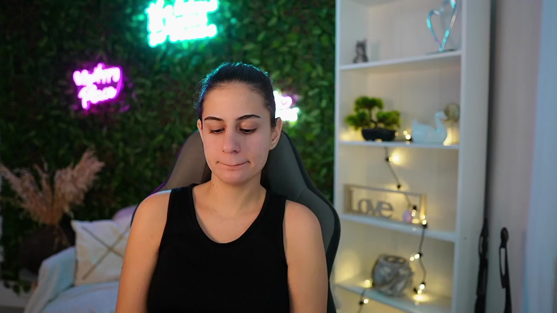 Clair_Meek video thumbnail