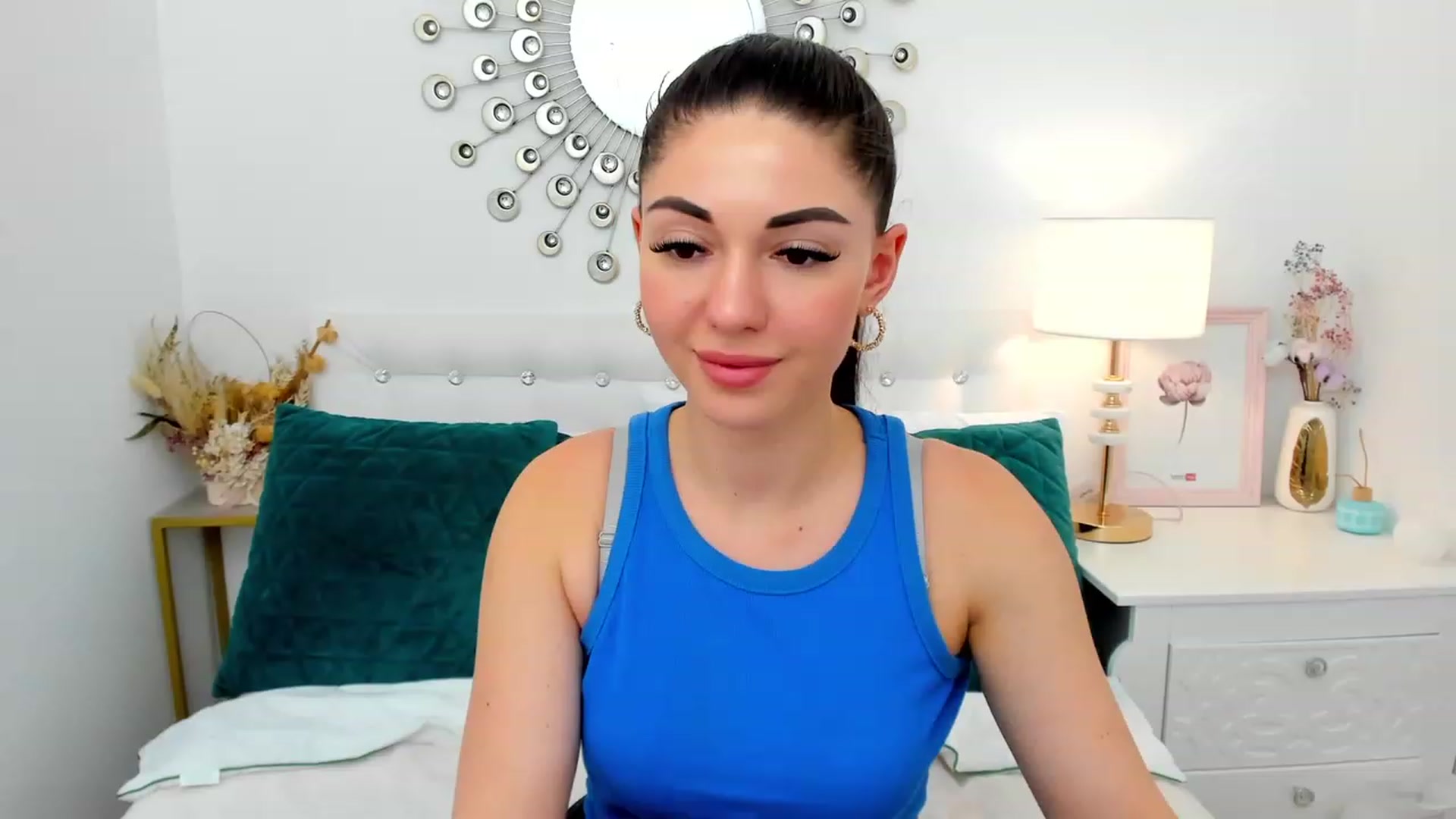 AnnaHix video thumbnail