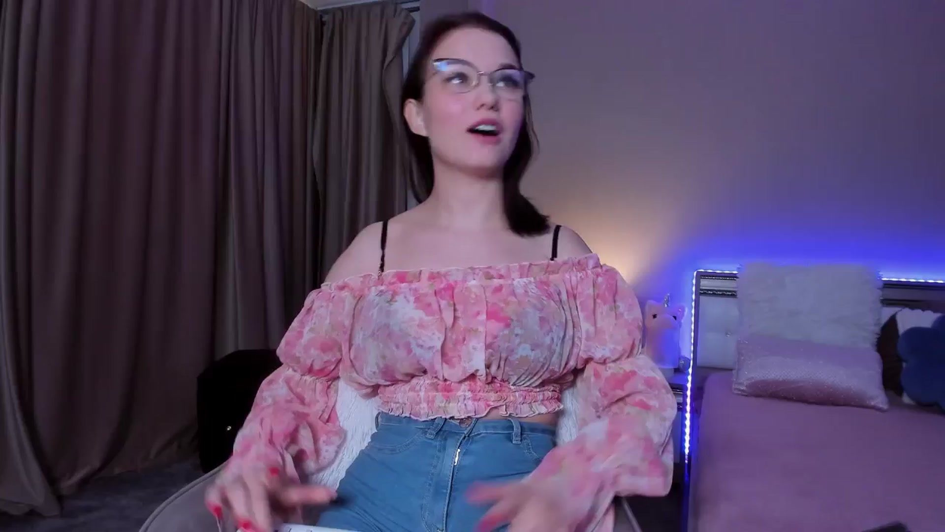 Angieerosee video thumbnail