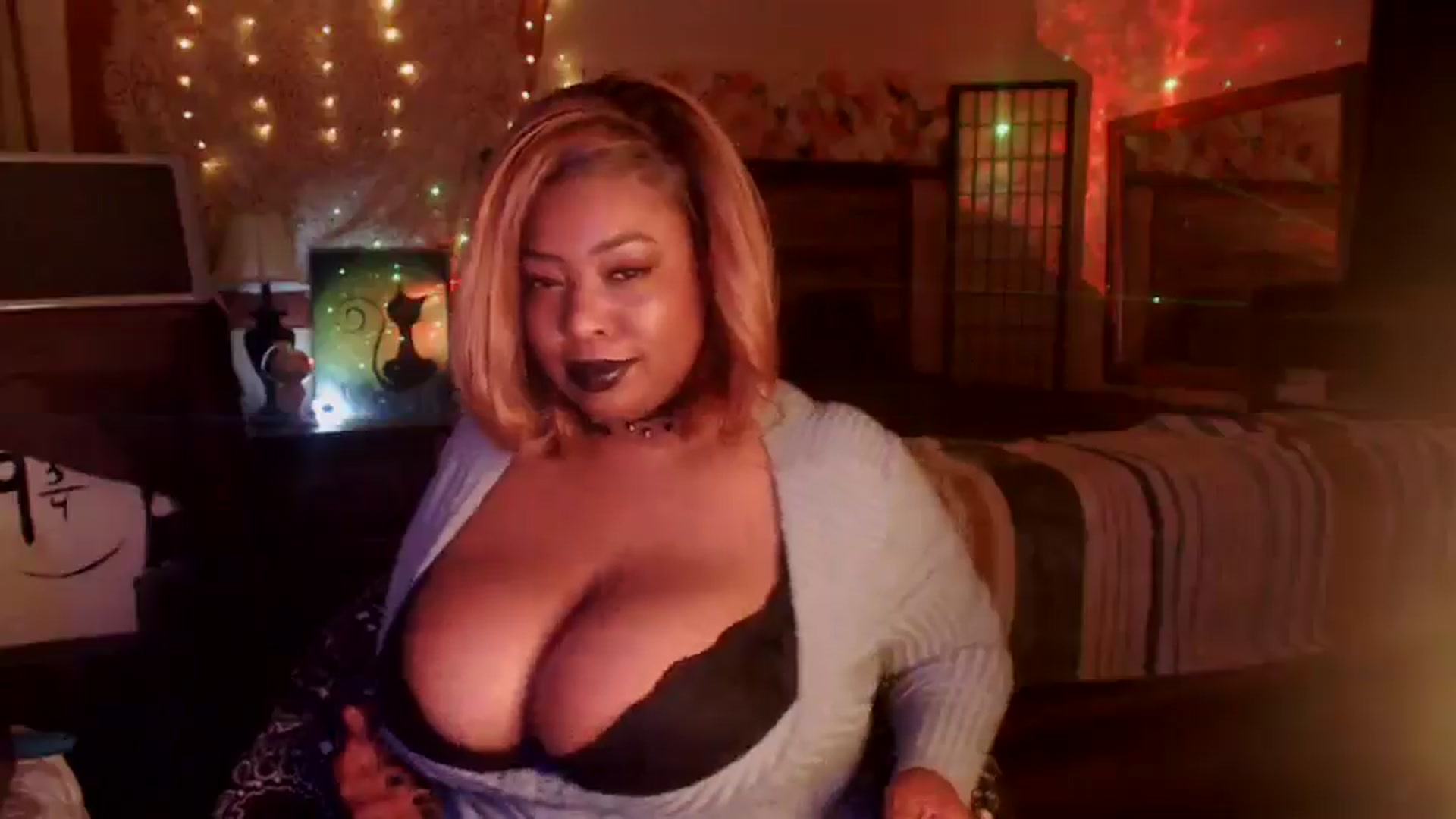 MochaMona video thumbnail
